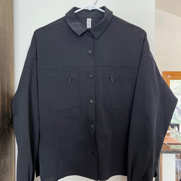 Lululemon Ventlight Button Up Shirt - Picture 1 of 6